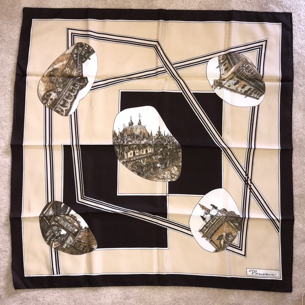 Beautiful vintage Venezia silk scarf Browns Stunning Italy Venice